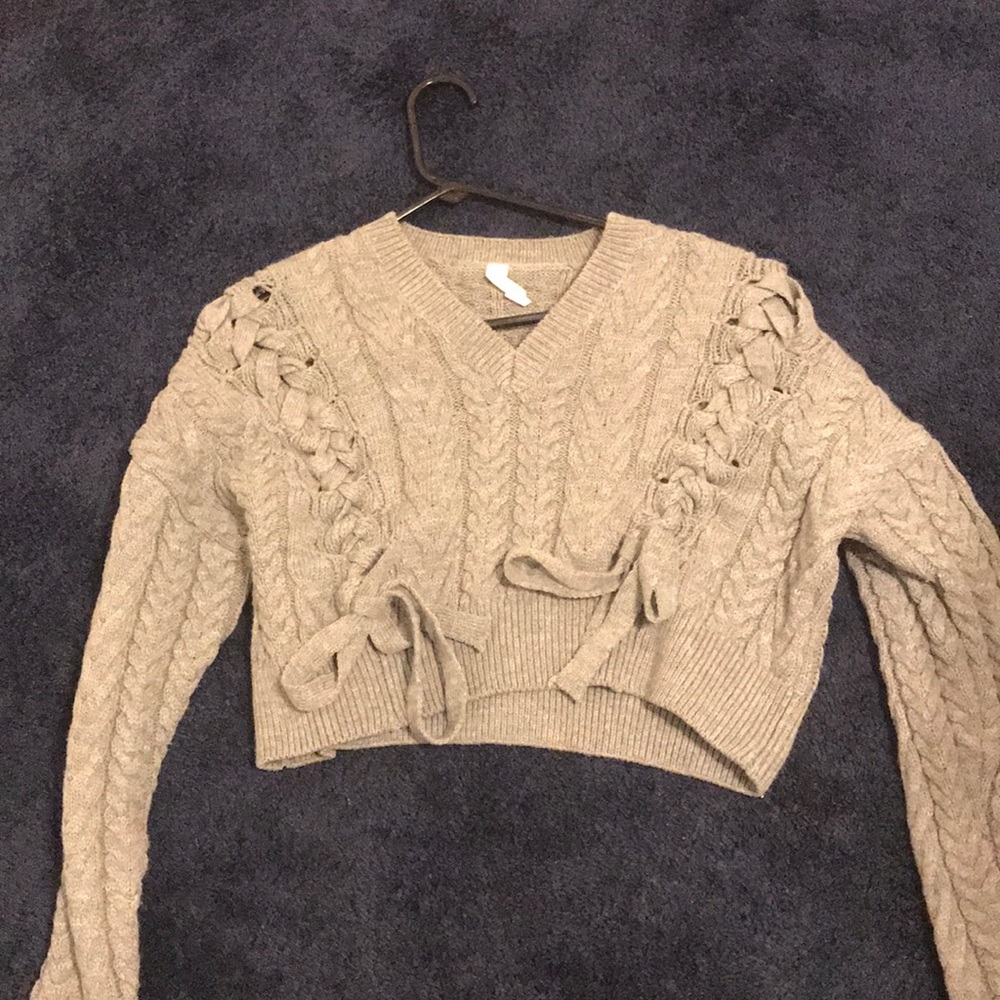 Grey sweater